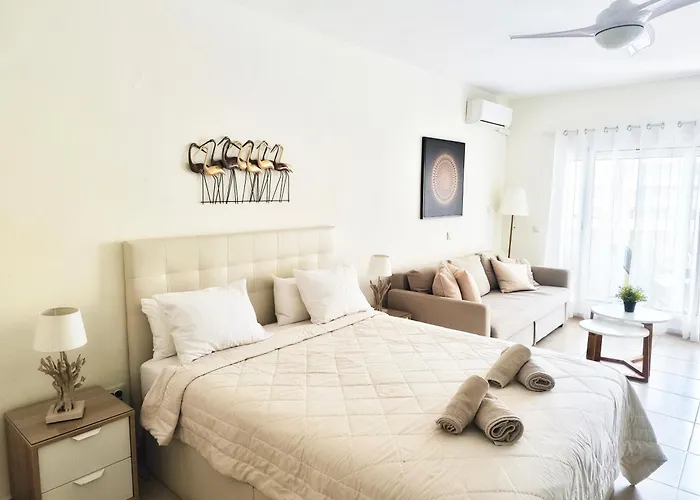 Apartamentos Holidays Benalbeach