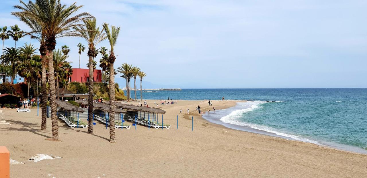 Appartement Holidays Benalbeach *