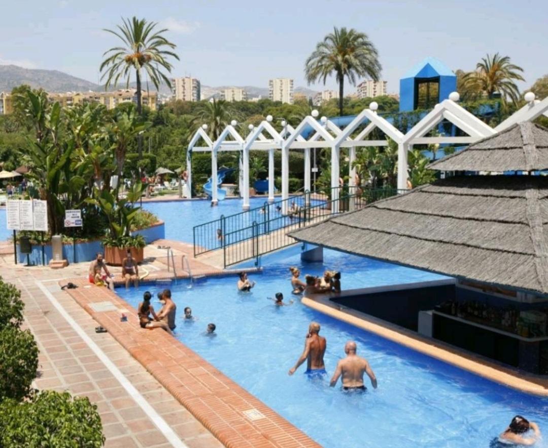Appartamento Holidays Benalbeach