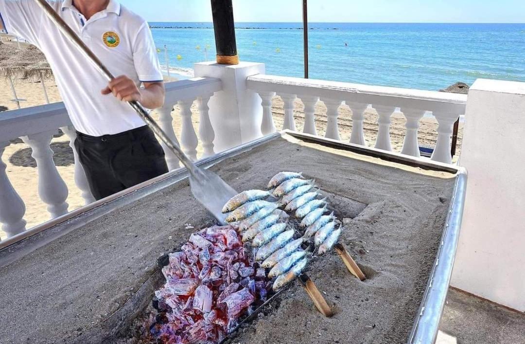 Appartamento Holidays Benalbeach