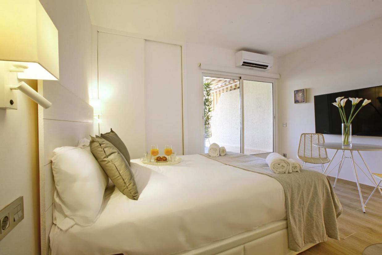 Appartement Holidays Benalbeach